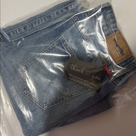 WRANGLER X URBAN OUTFITTERS - Hi Bells Light Blue Wash  Jeans Size 28 - Picture 13 of 13